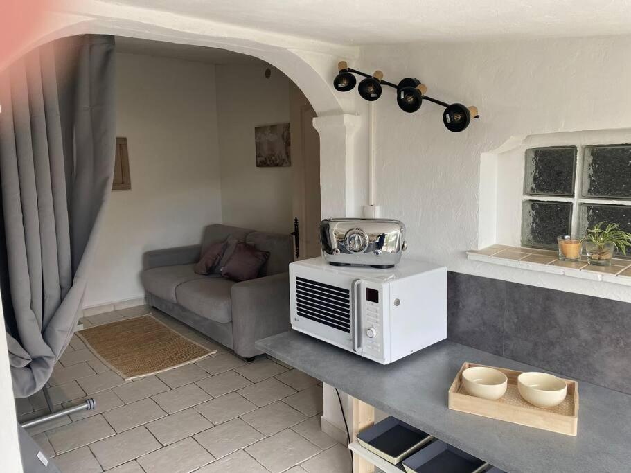 Charmante Maison Avec Piscine Gourdon  Exterior foto